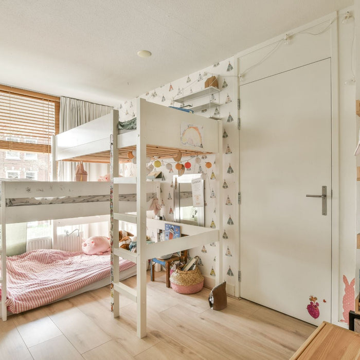 Triple Bunk Beds: Maximising Sleep Space in Your Children's Room - Rest Relax