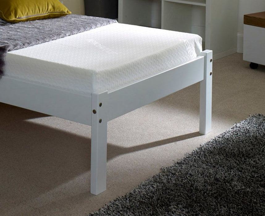 carlton-white-solo-wooden-bed